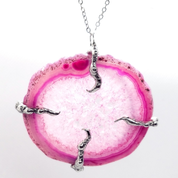 Pink tentacle agate crystal necklace handmade - Picture 7 of 16